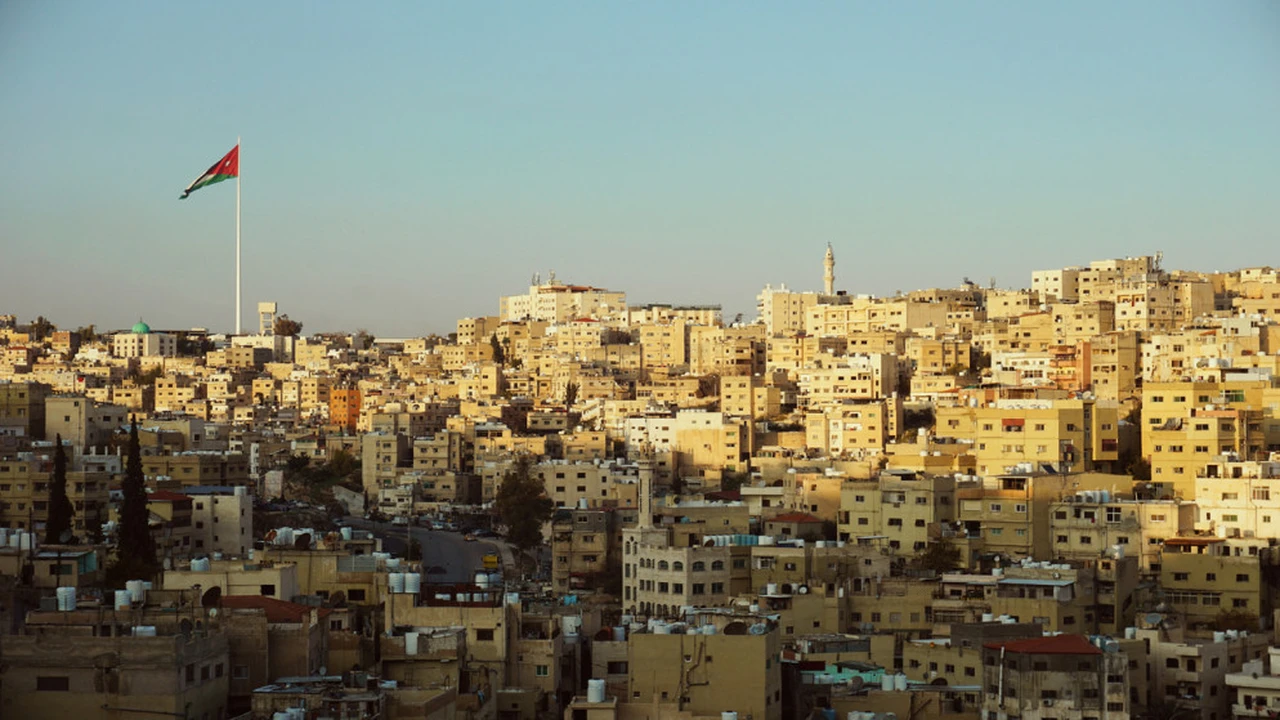 توقعات باستقرار جوي وارتفاع طفيف في درجات الحرارة خلال الأيام المقبلة